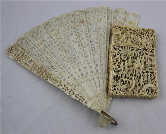 A Chinese export ivory card case and a similar brise fan, 19th century, 11.5cm & 20cm, losses